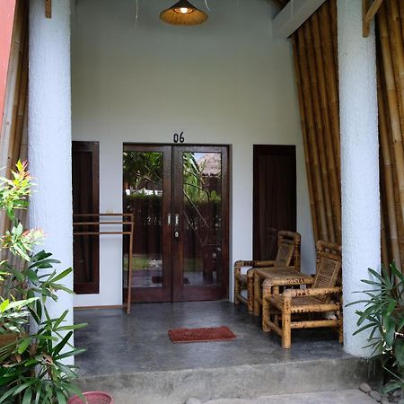 Edelweiss Homestay Kuta  외부 사진
