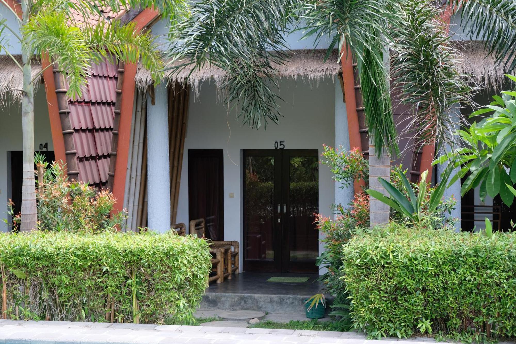 Edelweiss Homestay Kuta  외부 사진