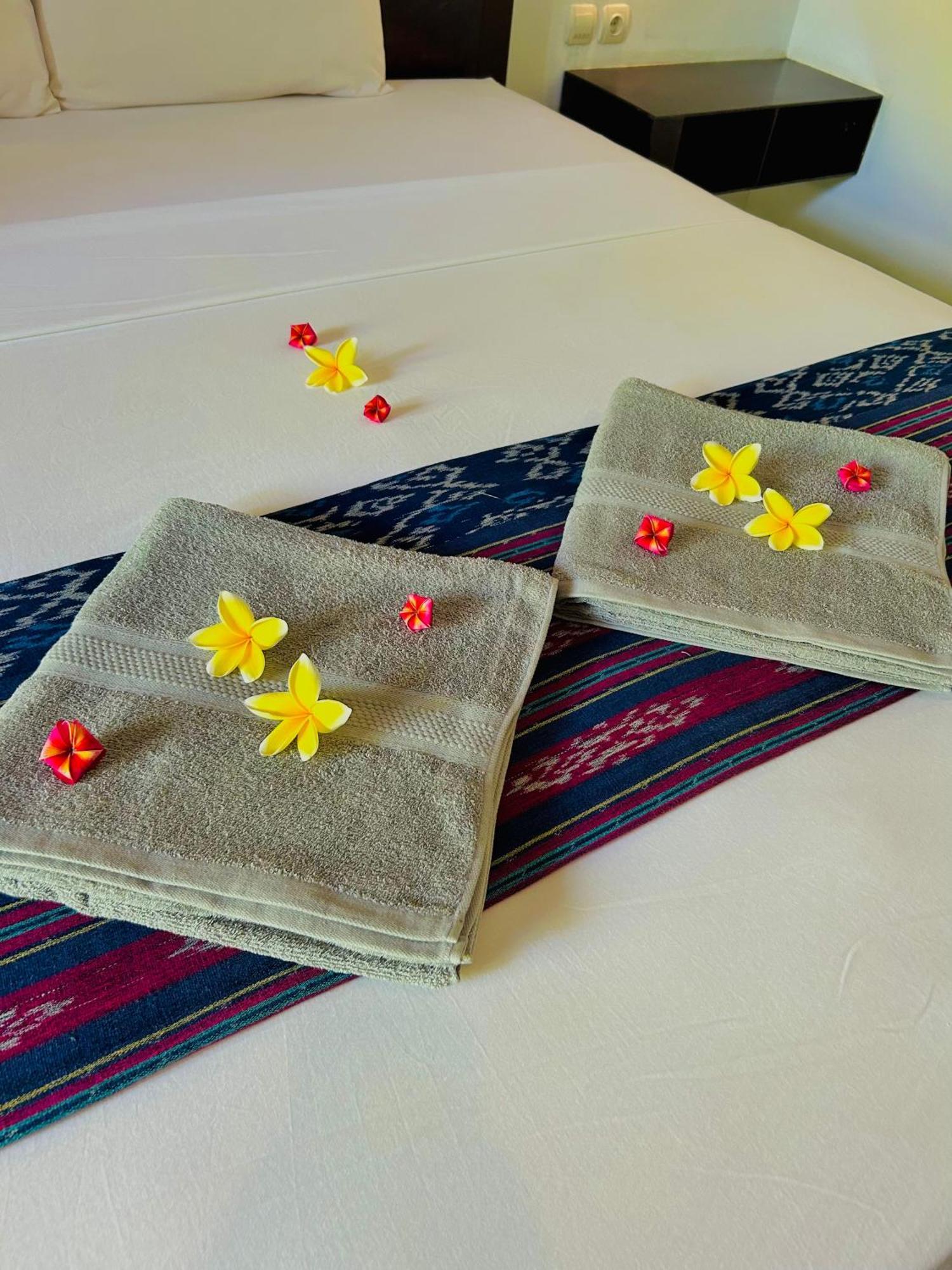 Edelweiss Homestay Kuta  외부 사진