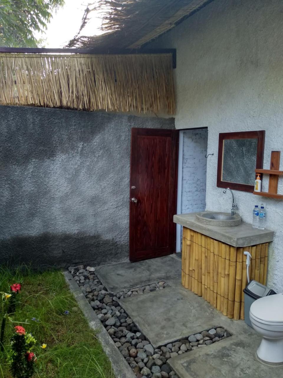 Edelweiss Homestay Kuta  외부 사진