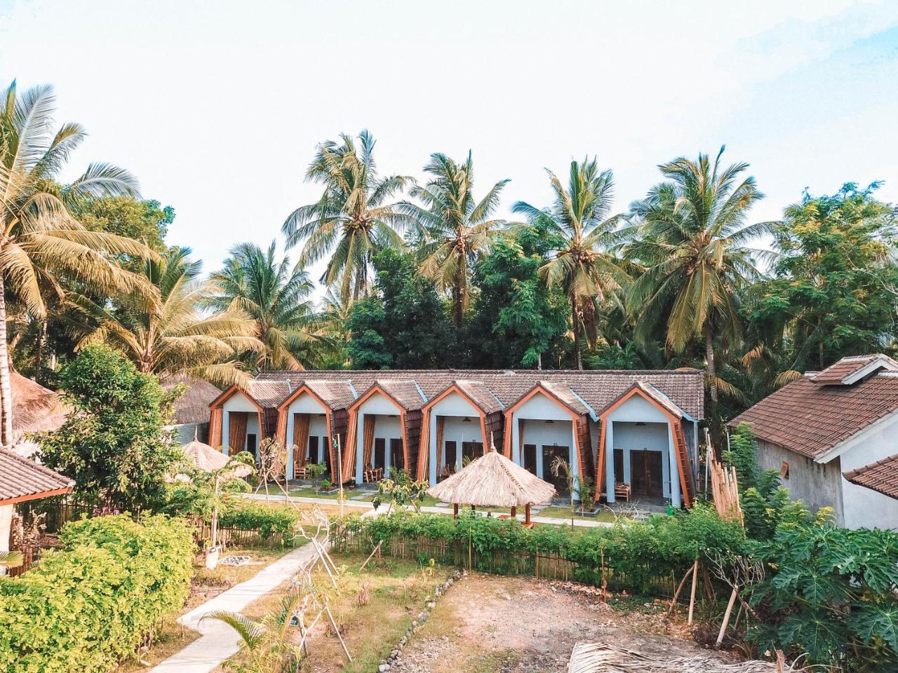 Edelweiss Homestay Kuta  외부 사진