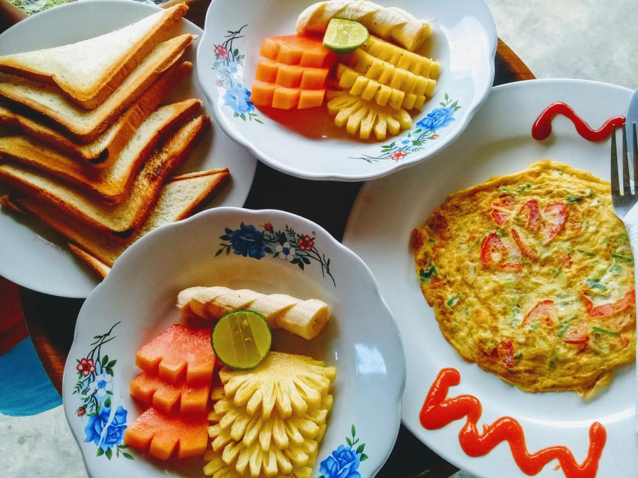 Edelweiss Homestay Kuta  외부 사진
